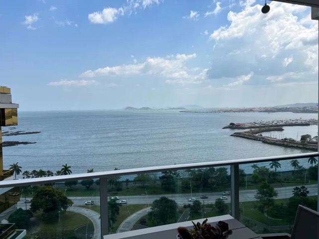 巴拿马移民房产优选｜Avenida Balboa 海景公寓 PH Waters on the Bay 出售
